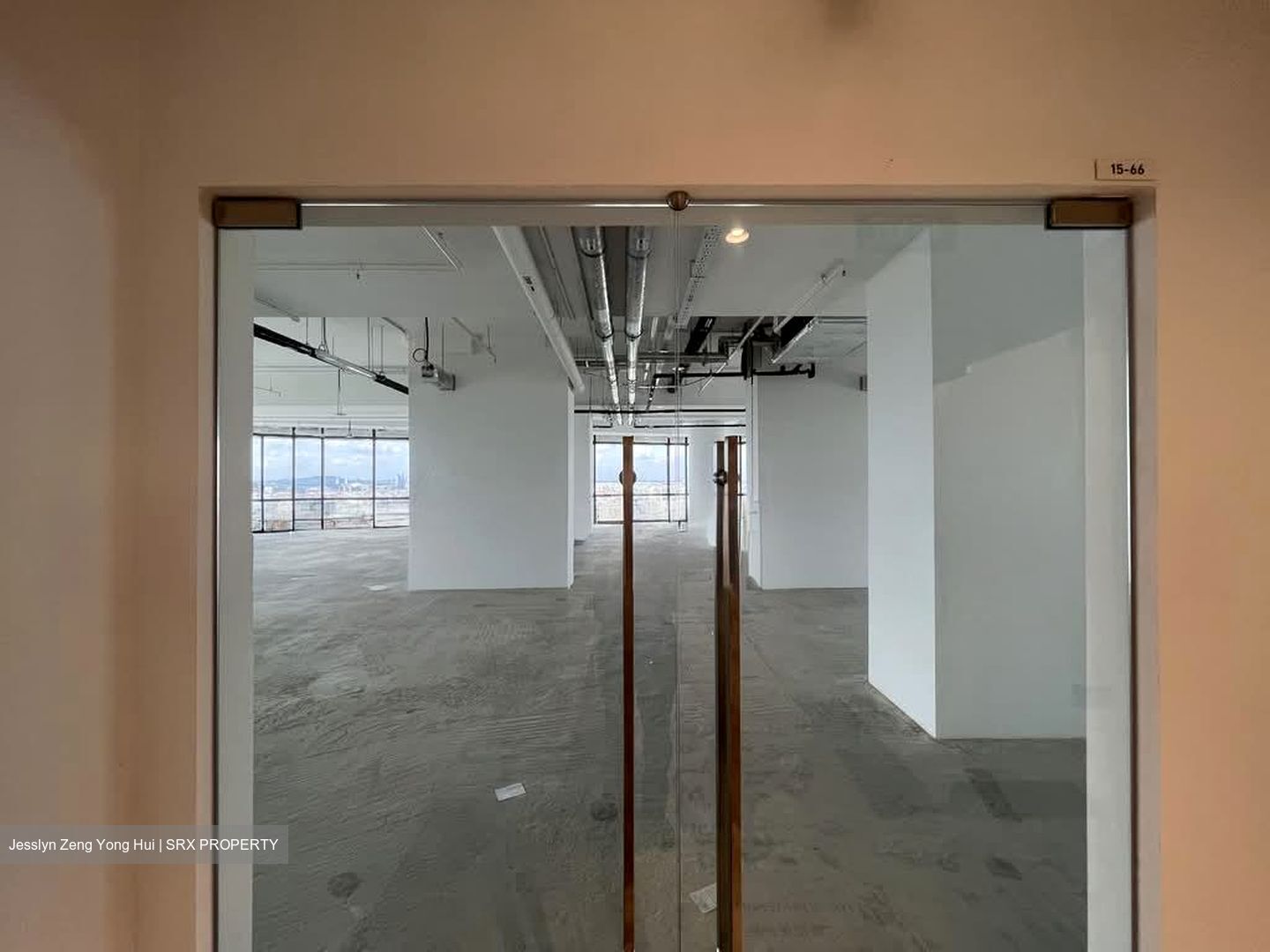 Woods Square (D25), Office #553301761
